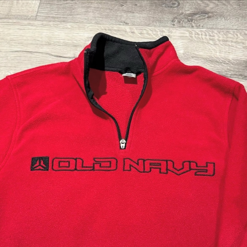 Late 2000s Old Navy Cozy Red Y2K Cyber Fleece  
1/4 Zip Up Sweater
